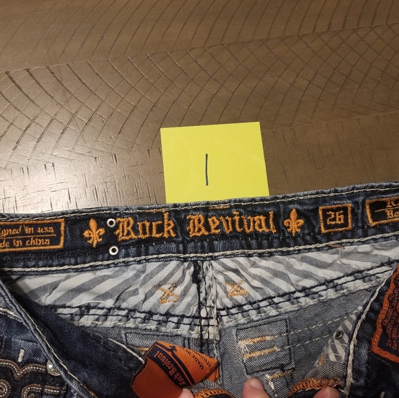 Rock Revival Jeans - Picture 2 of 4